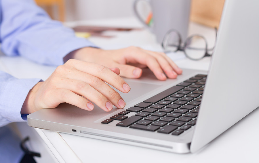 打破國界的陷阱：上海詐騙罪律師解析法律如何協調處理跨境網絡詐騙案件