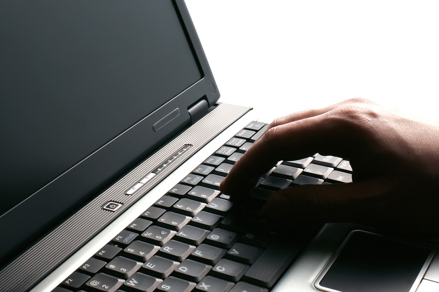 上海刑事案件律師解析刑事拘留后的社會影響及應(yīng)對策略