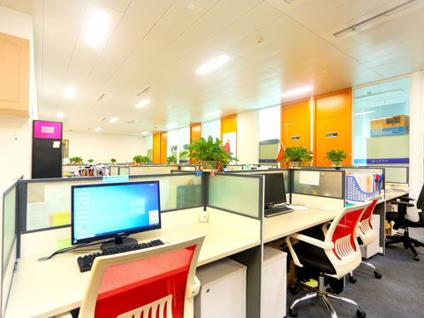 國家工作人員利用職務(wù)上的便利竊取公共財物